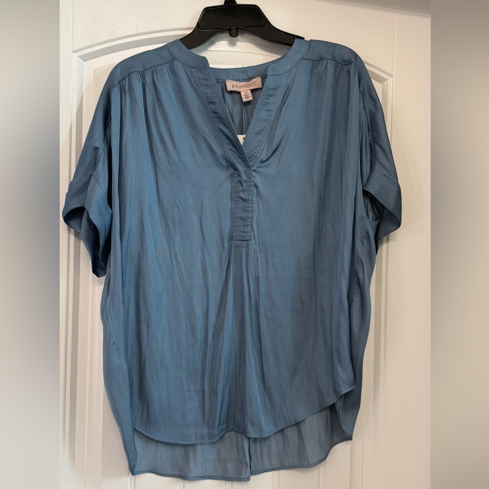 NWT Women's Blue Blouse Satin Size Large